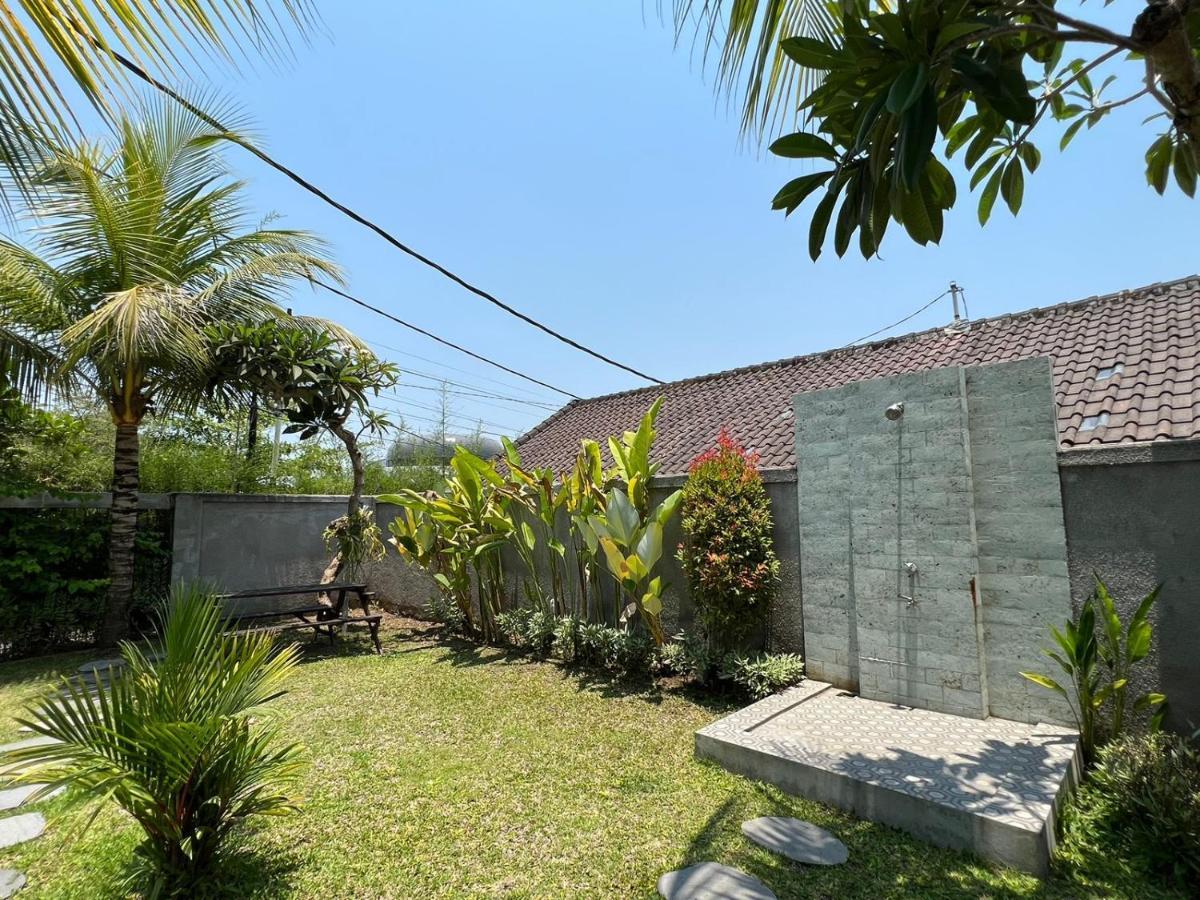 Cg Guesthouse Canggu Exterior foto